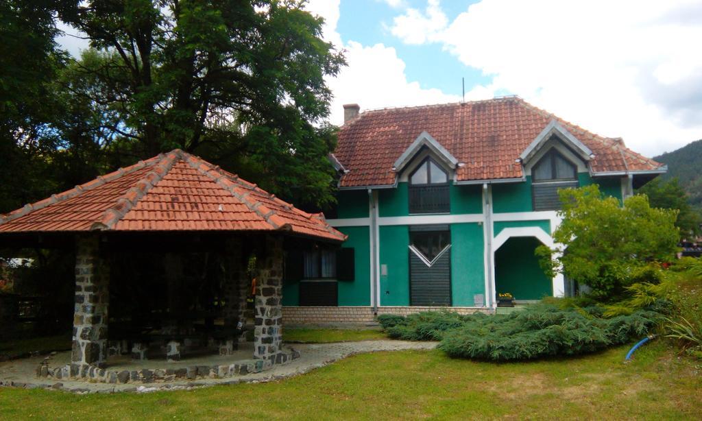 Planinska Kuca Villa Mokra Gora Luaran gambar