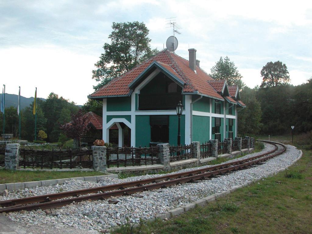 Planinska Kuca Villa Mokra Gora Luaran gambar